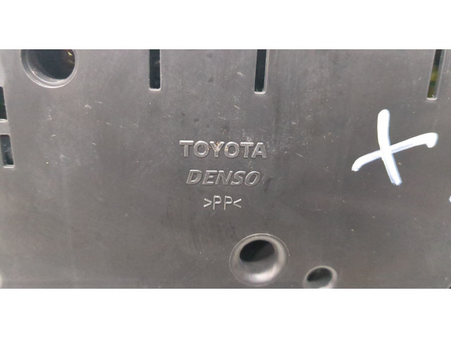 Панель приборов  Toyota Corolla Verso 2004-2009            1.6  Бензин