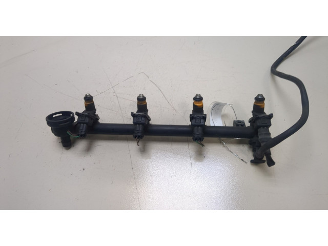 Форсунка топливная  Renault Megane 1996-2002    8200240488, 7700112519     