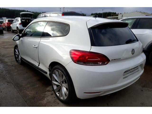 Генератор  Volkswagen Scirocco 2008-           1.4 бензин