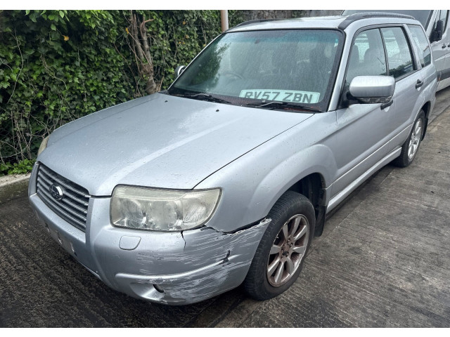 Фара передняя  Subaru Forester (S11) 2002-2007 левая 