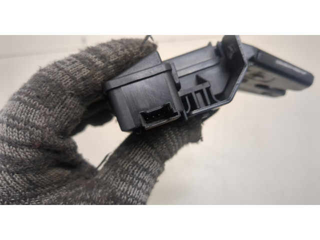 Замок багажника  BMW 3 E90, E91, E92, E93 2005-2012       
