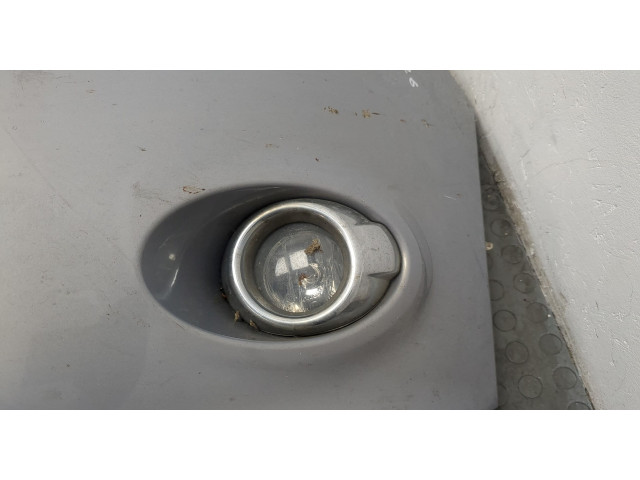 Решетка радиатора  Ford Focus 3 2011-2015          2048467, BM518200BF