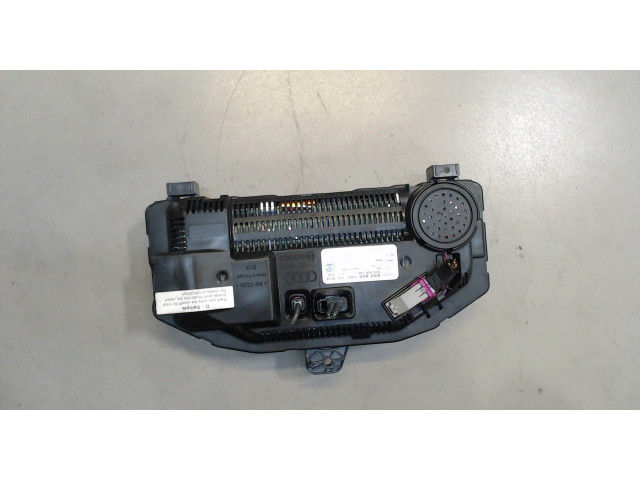 Панель приборов  Audi TT 2014-2019       8S090790    2  Бензин