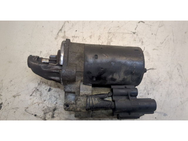 Стартер  Mazda 2 2003-2008 1.4  DN3218400B   