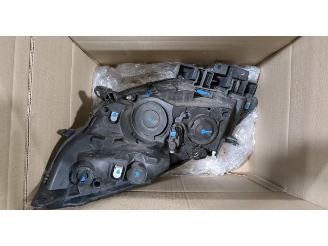 Фара передняя  Renault Scenic 2009-2012 правая 