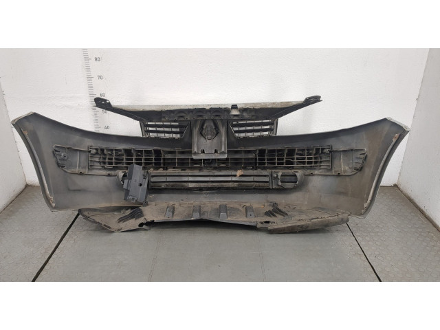 Бампер  Renault Megane 2 2002-2009 передний   