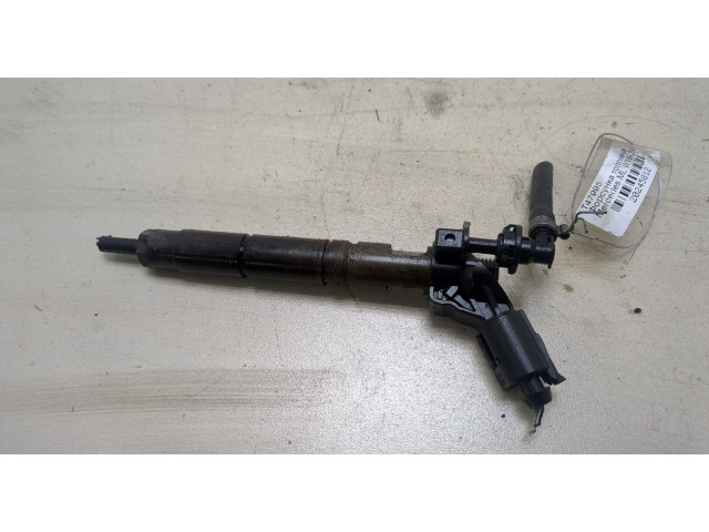 Форсунка топливная  Mercedes ML W164 2005-2011    A6420701387     