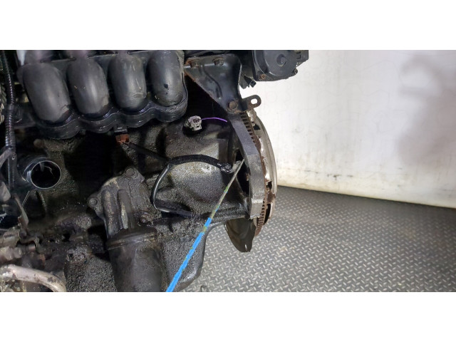 Клапанная крышка двигателя ДВС  Mitsubishi ASX 1.6     