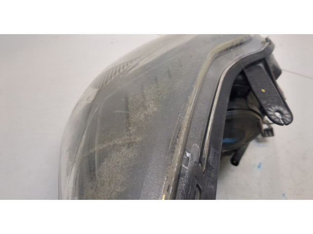 Фара передняя  Ford Focus 2 2008-2011 левая 