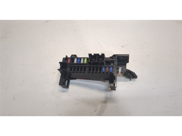 Блок предохранителей  Mazda CX-5 2012-2017      KD4566730    