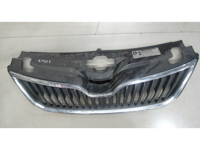 Решетка радиатора  Skoda Rapid         1.6 5ja853668