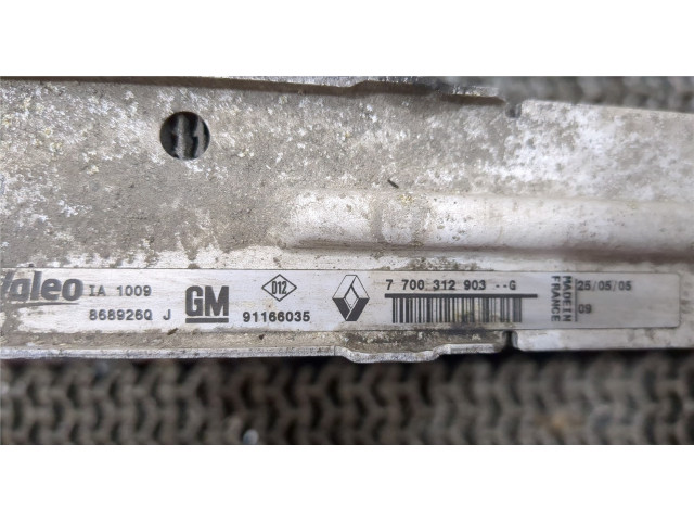 Интеркулер  Opel Vivaro 2001-2014 1.9  91166035, 7700312903G    