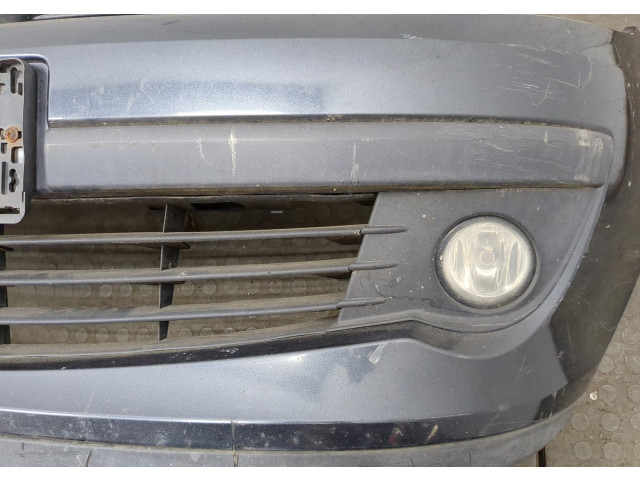Решетка радиатора  Renault Clio 2005-2009          