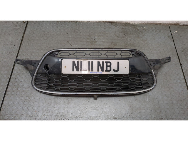 Решетка радиатора  Citroen C3 2009-2013          