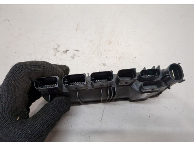 Блок комфорта  BMW 3 G20, G21 2018-2025      8638551  
