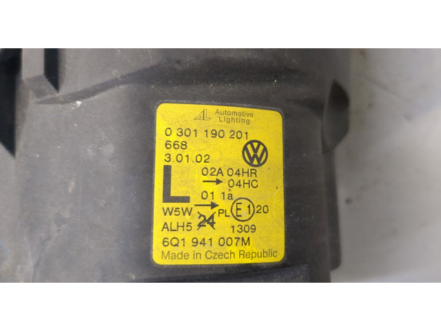 Фара передняя  Volkswagen Polo 2001-2005 левая 