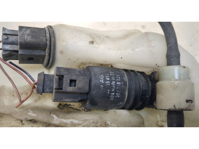 Бачок омывателя  Volkswagen Passat 5 1996-2000      1.6