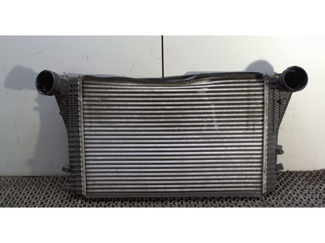 Интеркулер  Skoda Octavia (A5) 2008-2013 1.8  p9385001    