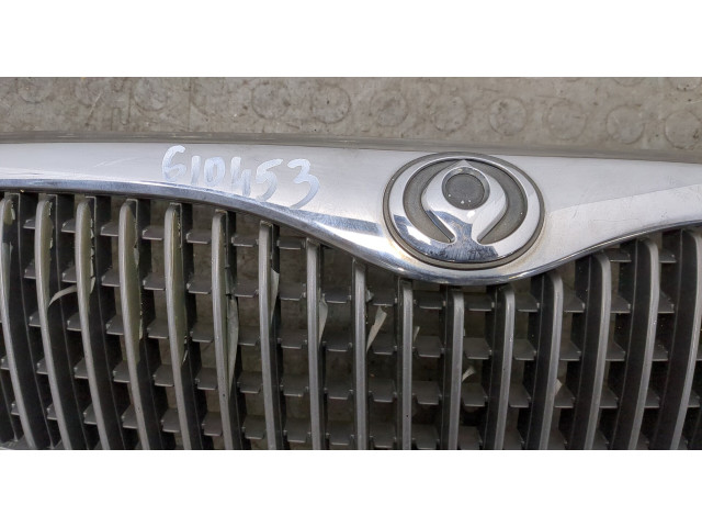 Решетка радиатора  Mazda Xedos 9          