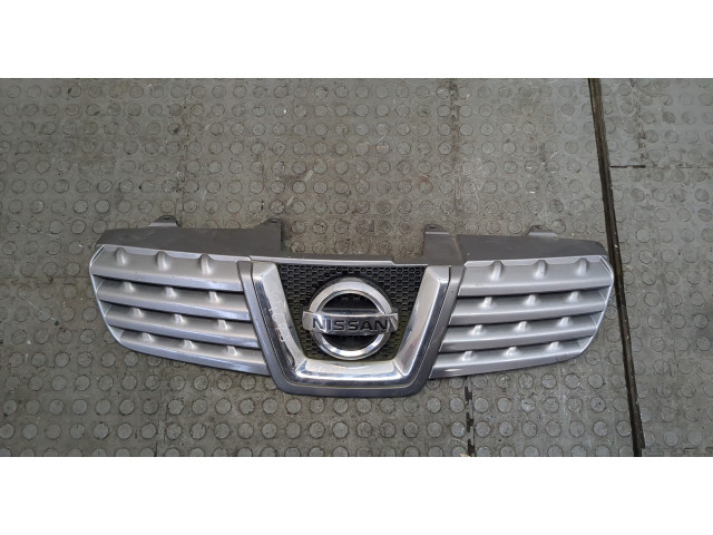 Решетка радиатора  Nissan Qashqai 2006-2013          1.5 