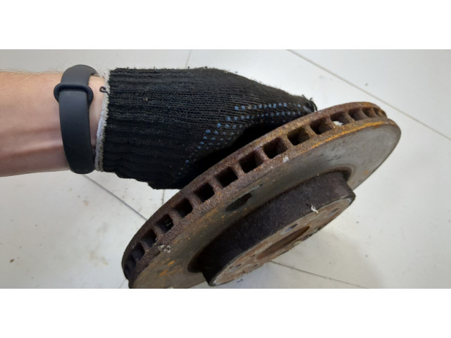 Диск тормозной  Toyota Previa (Estima) 2000-2006   передний         