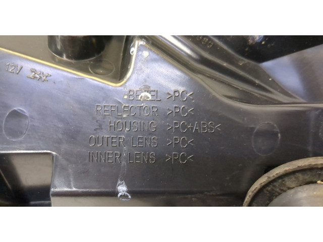 Задний фонарь     FR3Z13405G     