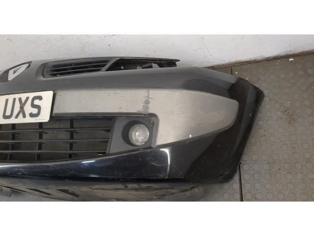 Бампер  Renault Megane 2 2002-2009 передний   