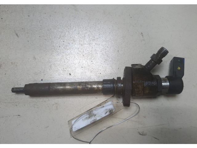 Форсунка топливная  Peugeot 807    9657144580     