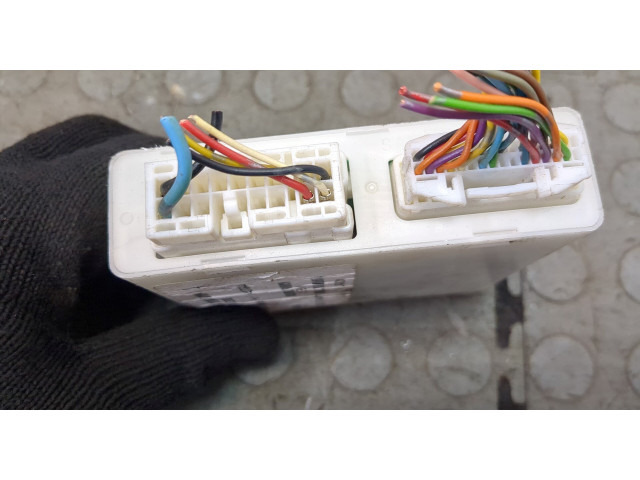 Блок комфорта  Nissan Pathfinder 2004-2014      98800EB300  