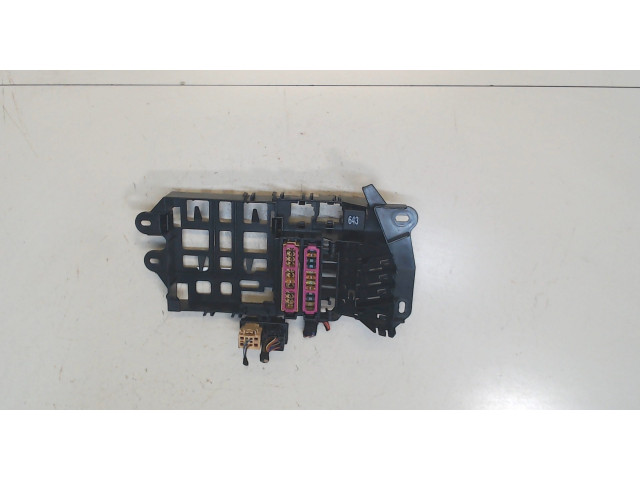 Блок предохранителей  Audi A6 (C6) 2005-2011      4f0971845a     