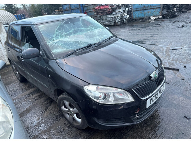 Решетка радиатора  Skoda Fabia 2010-2014          1.2 