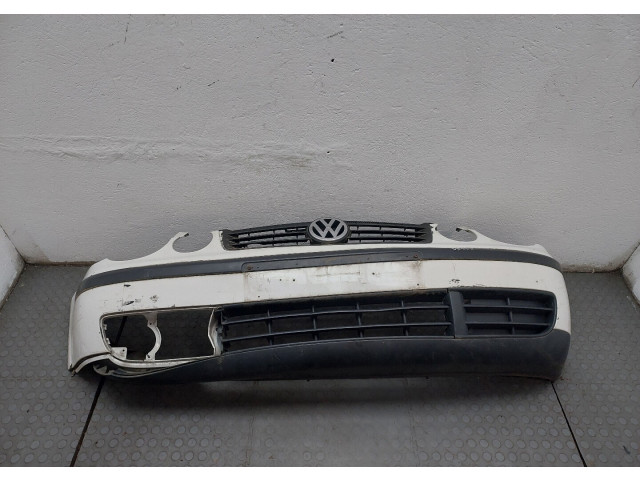 Бампер  Volkswagen Polo 2001-2005 передний   