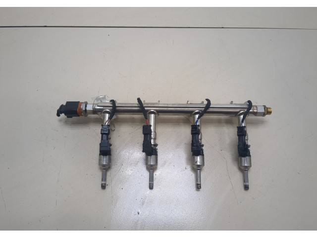Форсунка топливная  Skoda Roomster 2010-2015    03F906036B, 03F133320C     