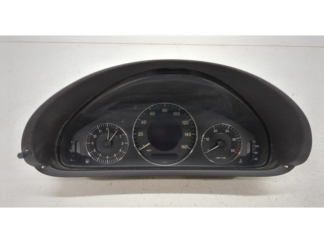Панель приборов  Mercedes CLK W209 2002-2009       A2095403611     