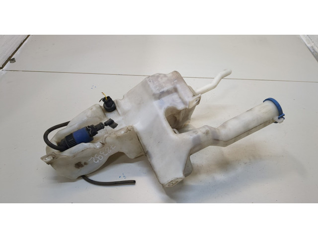 Бачок омывателя  Volvo S40 / V40 1995-2004 30621342, 30621343   
