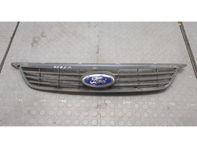 Решетка радиатора  Ford Focus 2 2008-2011          
