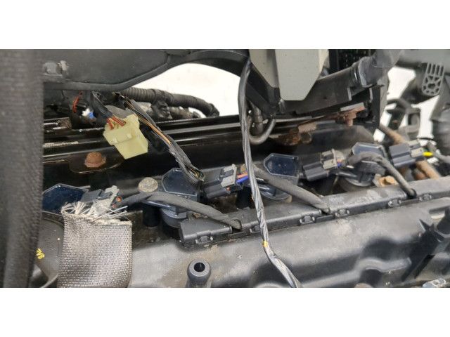 Клапанная крышка двигателя ДВС  KIA Cerato 2009-2013      