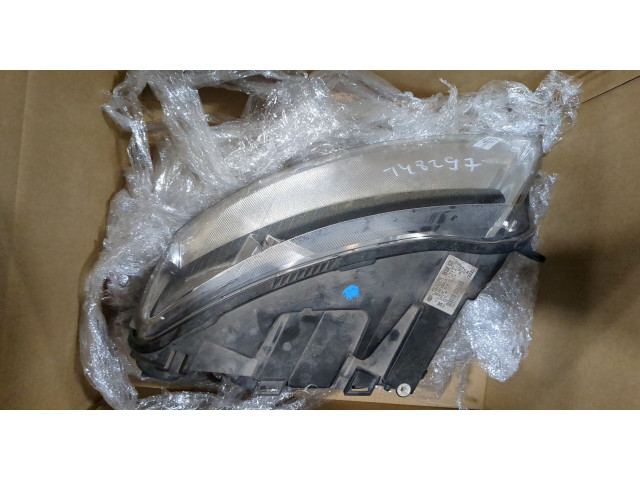 Фара передняя  Audi A6 (C6) Allroad 2006-2012 левая 
