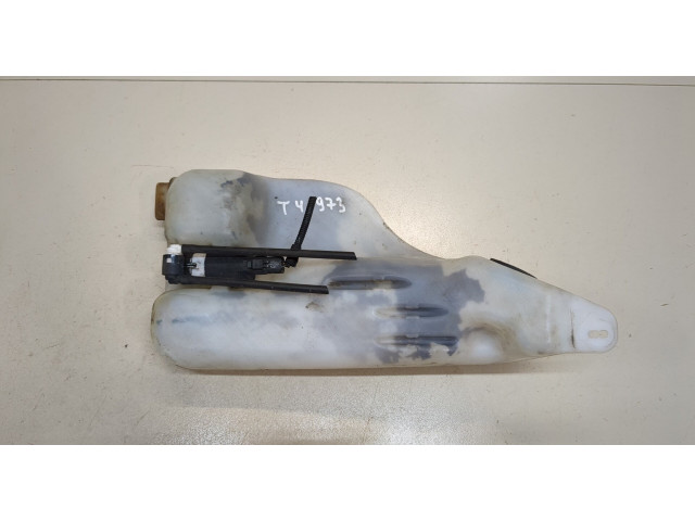 Бачок омывателя  Renault Megane 3 2009-2016 289100014R   