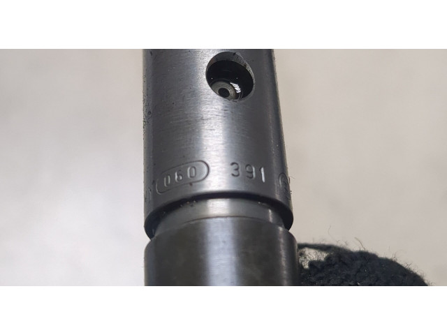 Форсунка топливная  Saab 9-3 2002-2007    9196701, 90573868     