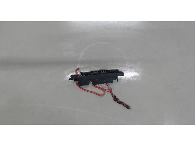 Блок предохранителей  Audi A8 (D3) 2002-2005      4E0941824     4.0
