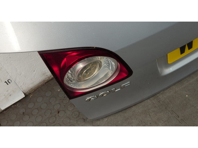 Замок багажника  Volkswagen Golf Plus       