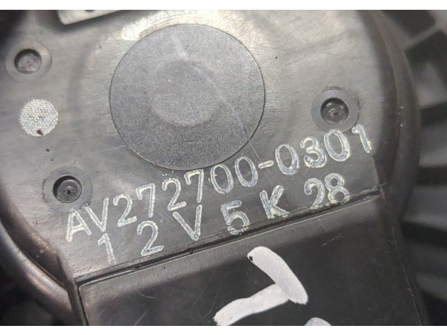Моторчик печки  Suzuki Swift 2003-2011 av2727000301     av2727000301   