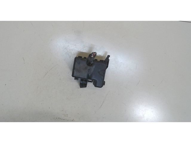 Блок реле  Toyota RAV 4 1994-2000      87242020   4  2