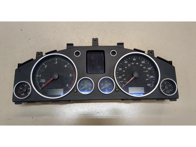 Панель приборов  Volkswagen Touareg 2002-2007            