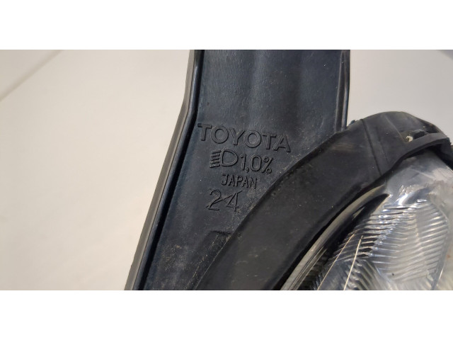 Фара передняя  Toyota Urban Cruiser левая 
