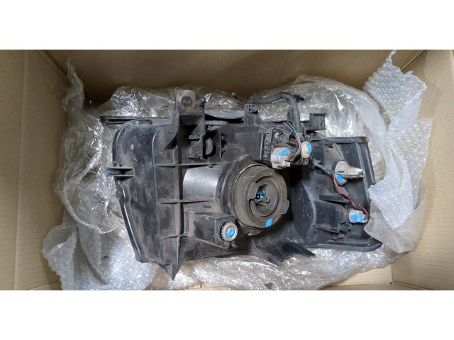 Фара передняя  Ford Ranger 2006-2012 левая 