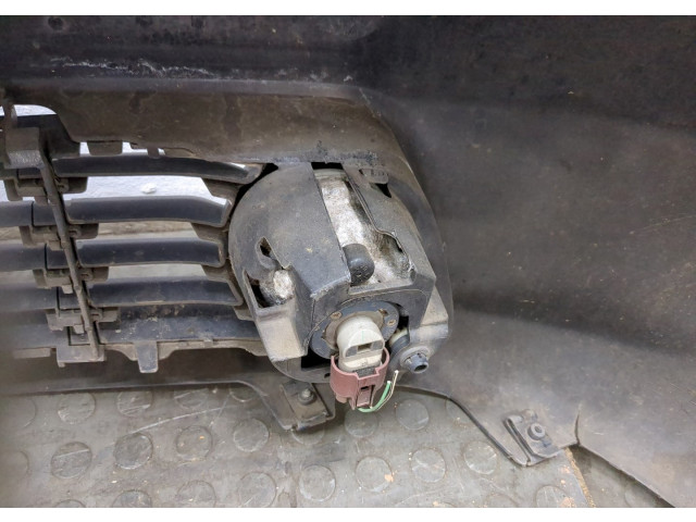 Бампер  Toyota Prius 2003-2009 передний   