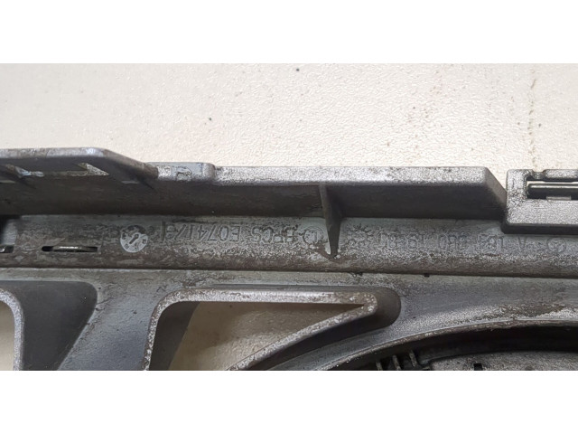 Решетка радиатора  Mercedes ML W164 2005-2011          
