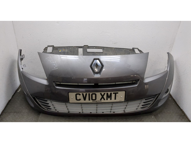 Бампер  Renault Scenic 2009-2012 передний   